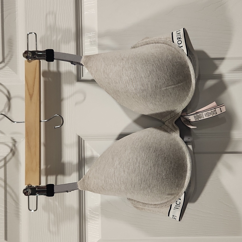 Victoria's Secret Gray Women's Bra - Picture 2 of 6